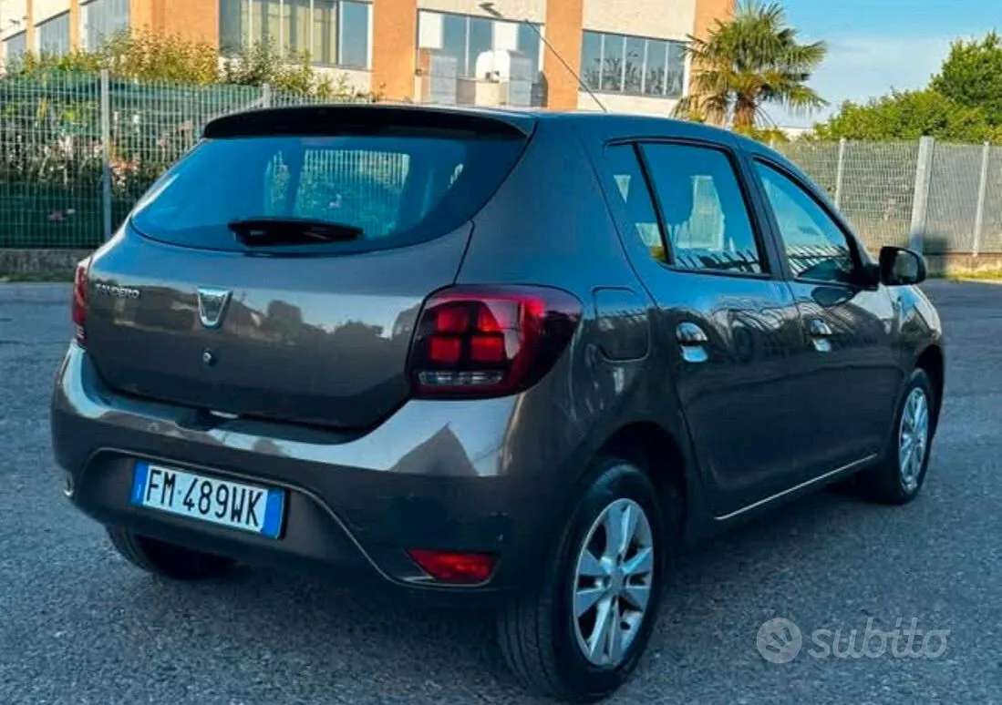 Dacia Sandero 2018 photo 4