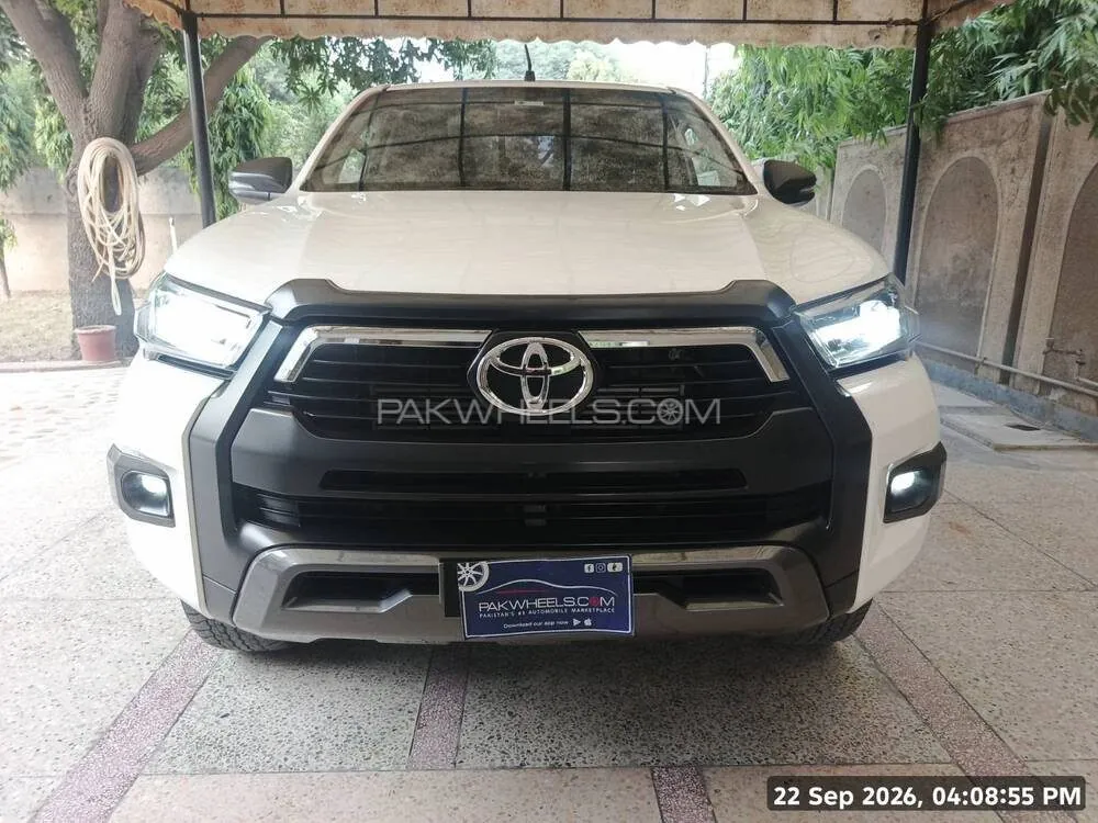 Toyota Hilux