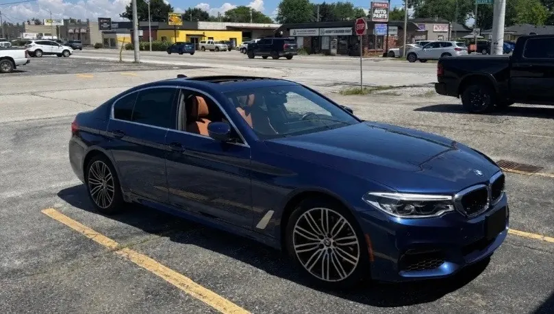 BMW 530I 2019 photo 2