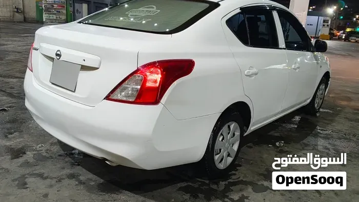 Nissan Sunny 2011 photo 5