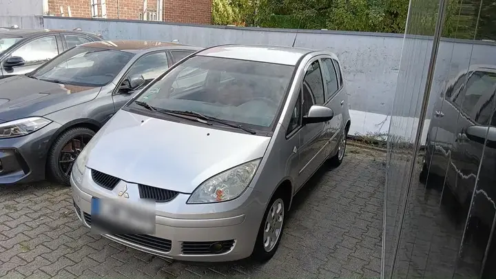Mitsubishi Colt