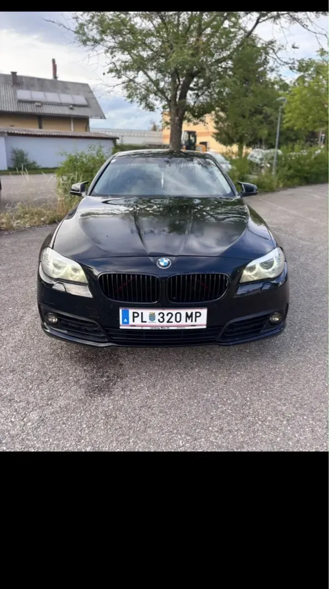 BMW 5 Series 2012 photo 3