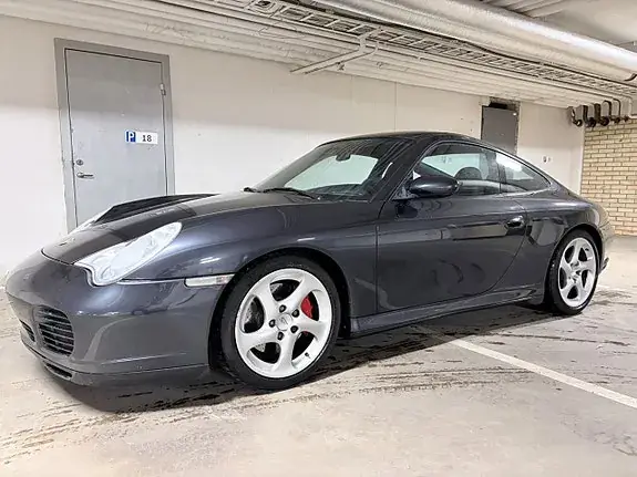 Porsche 911 Carrera 4S