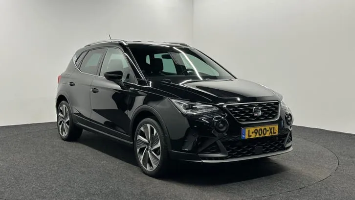 Seat Arona 2021 photo 3