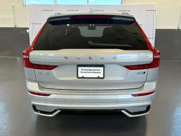 Volvo Xc60 2025 photo 5