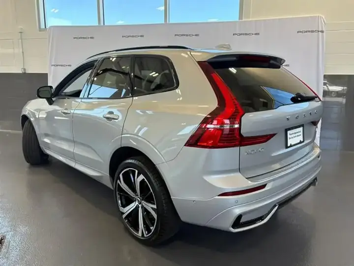 Volvo Xc60 2025 photo 4