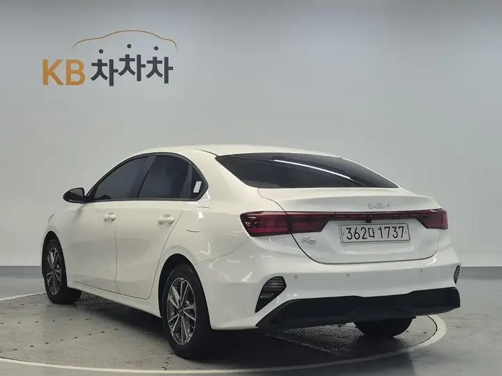 Kia K3 2022 photo 2