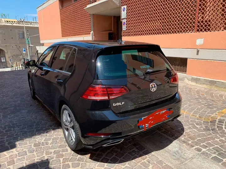 Volkswagen Golf 2018 photo 3