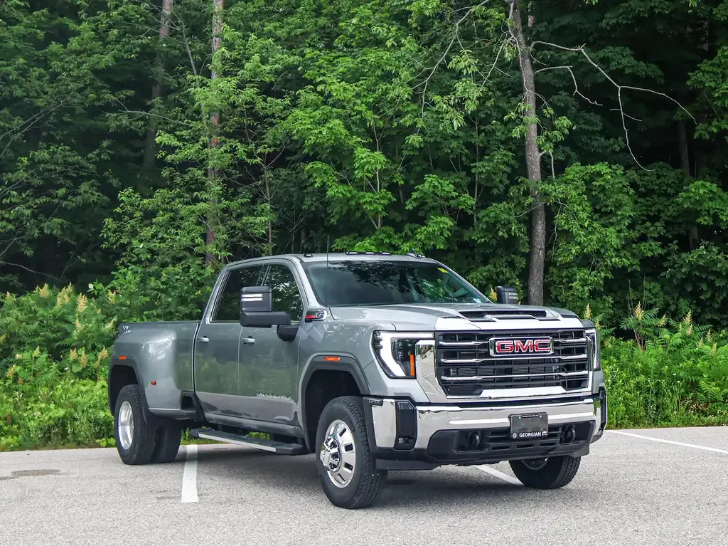 GMC Sierra 3500Hd 2026 photo 4