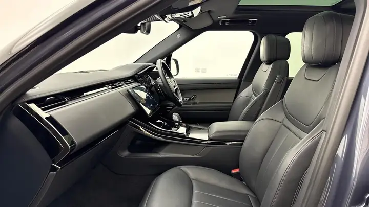 Land Rover Range Rover Sport 2025 photo 3
