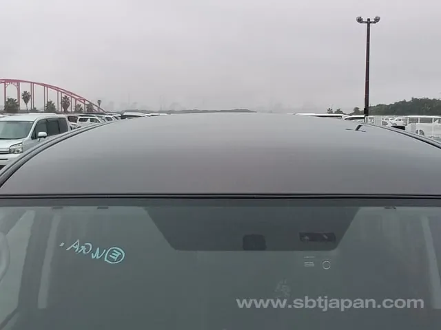 Toyota Noah 2011 photo 5