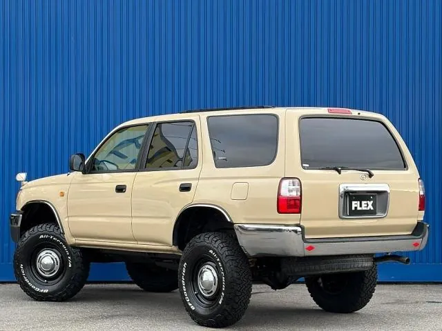 Toyota Hilux Surf 2001 photo 4