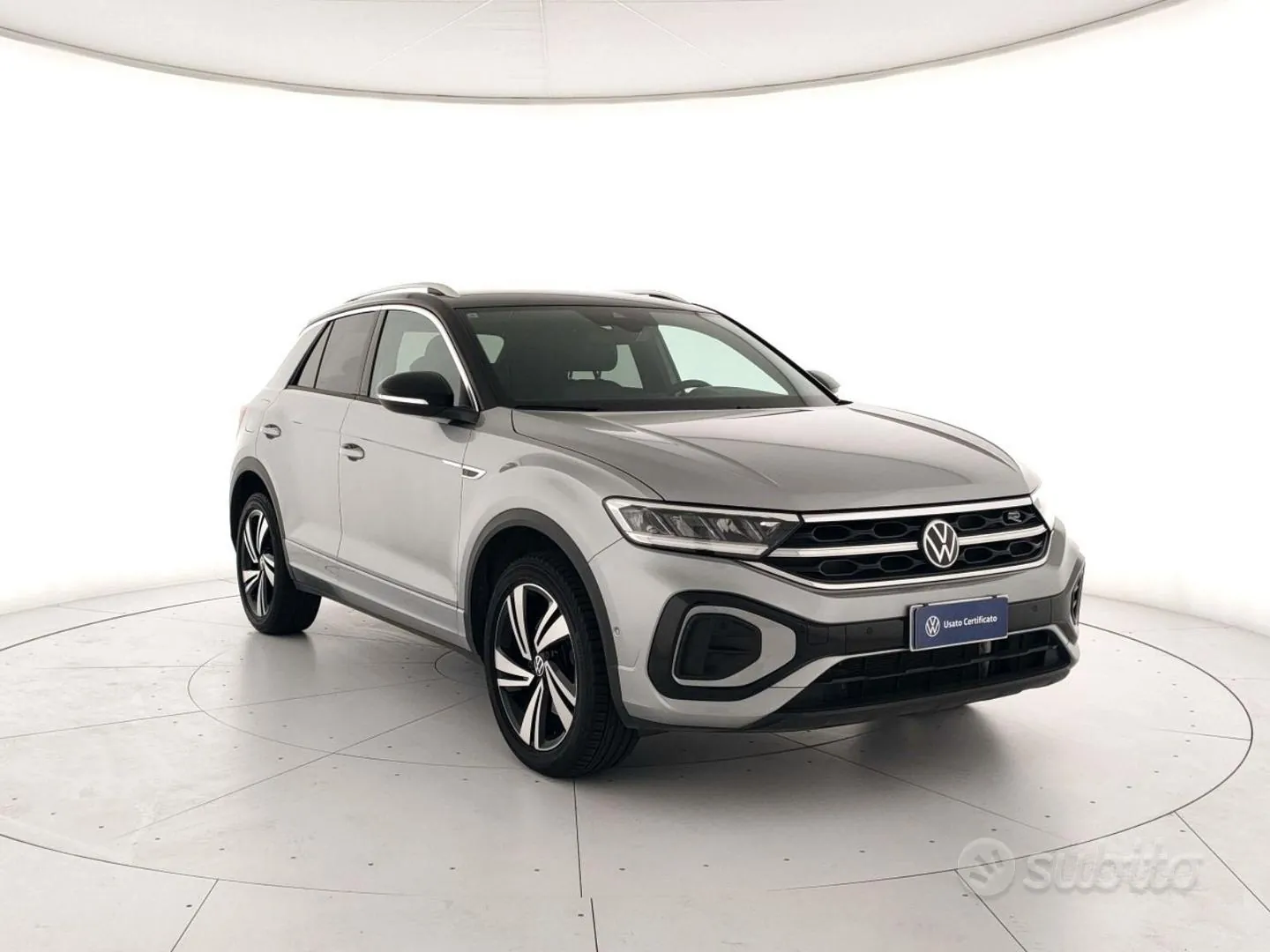 Volkswagen T-Roc 2023 photo 3
