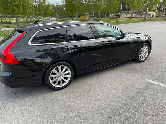 Volvo V90 2019 photo 2