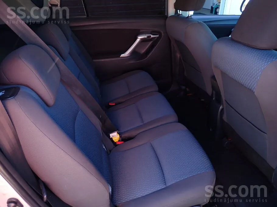 Toyota Verso 2013 photo 3