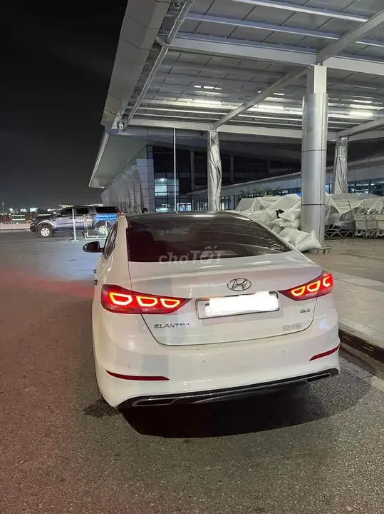 Hyundai Elantra 2016 photo 2