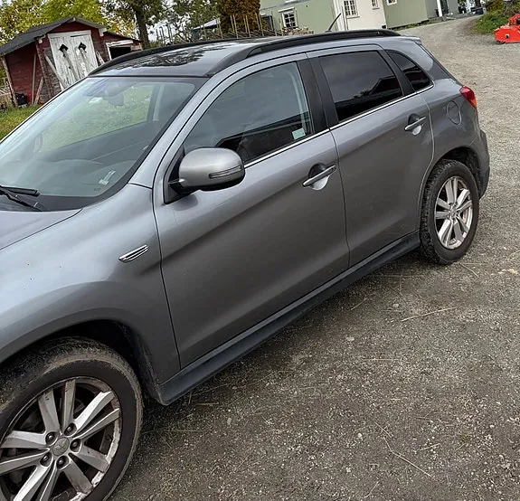 Mitsubishi Asx 2011 photo 2