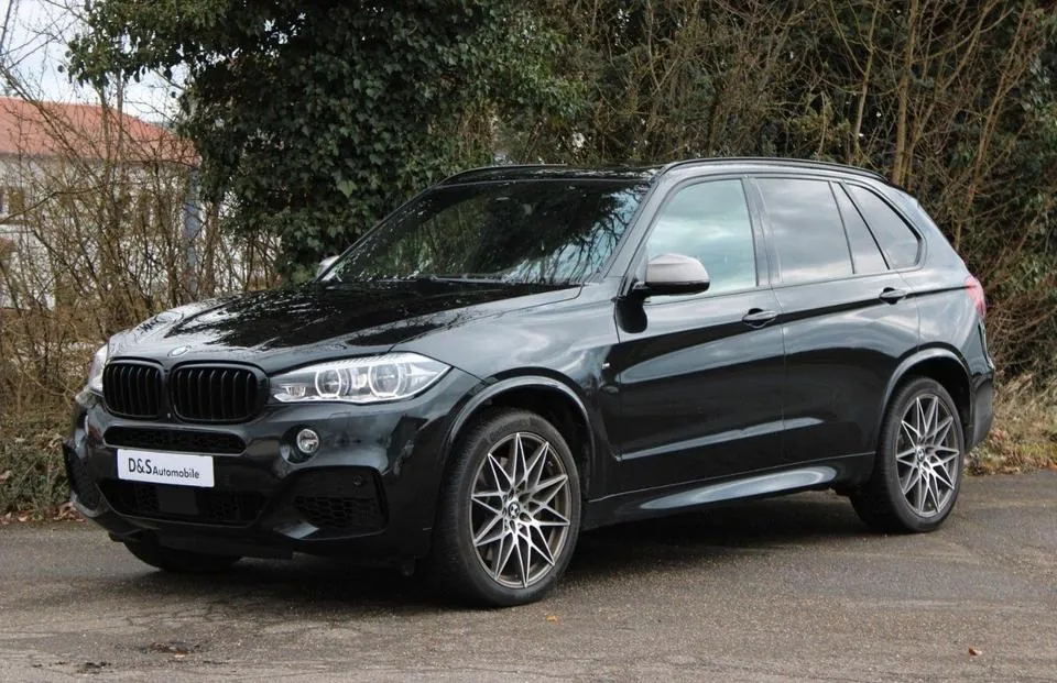 BMW X5 M50D