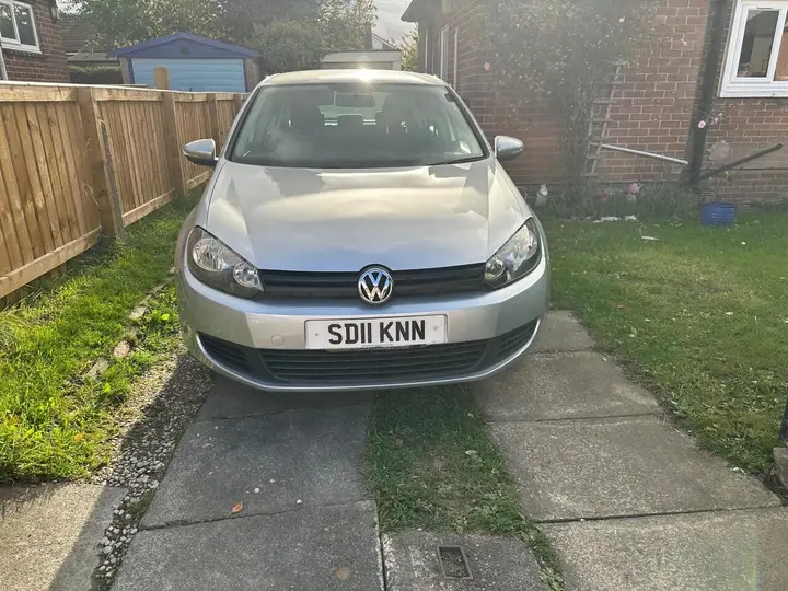 Volkswagen Golf 2011 photo 4