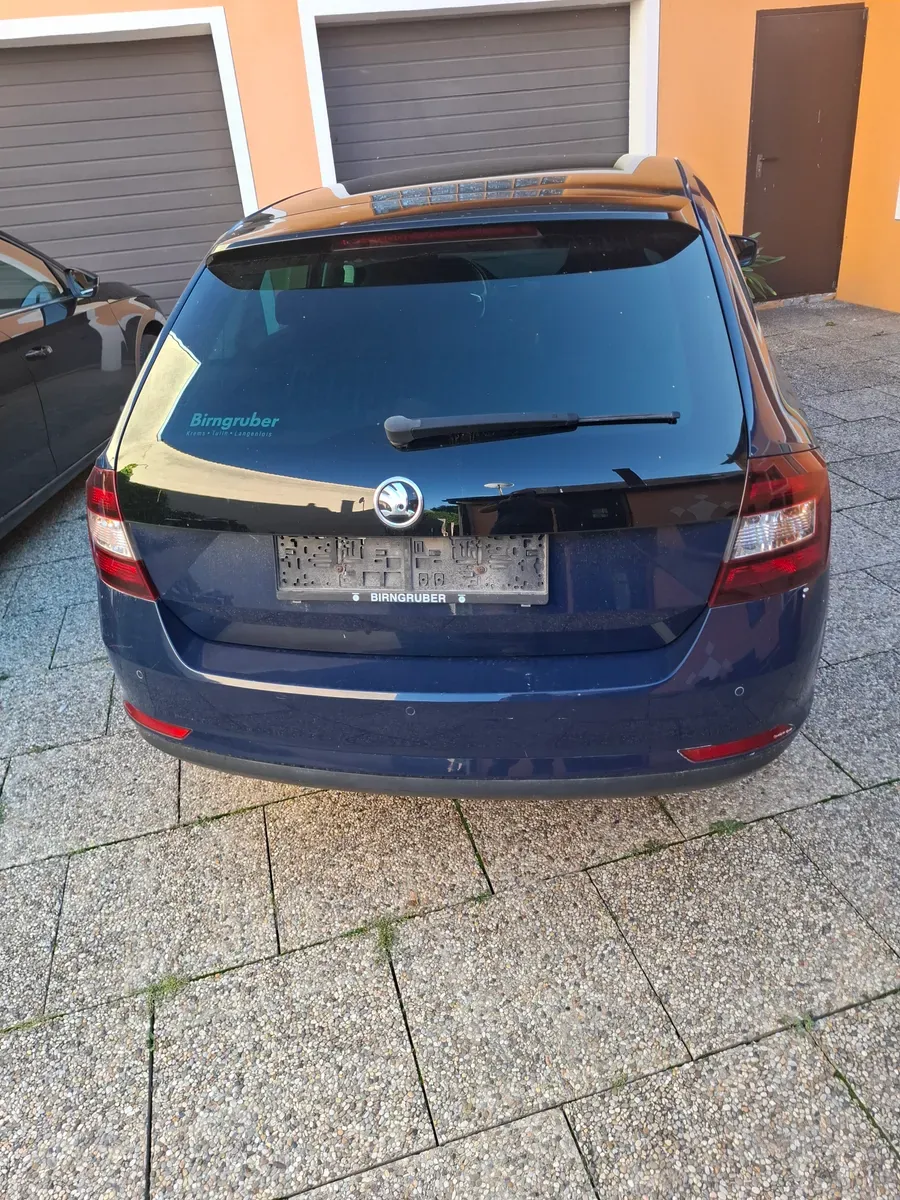 Skoda Rapid 2017 photo 2