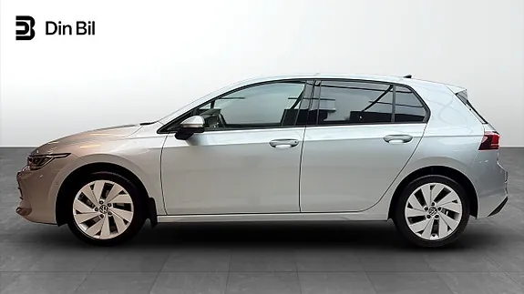 Volkswagen Golf I 2025 photo 2