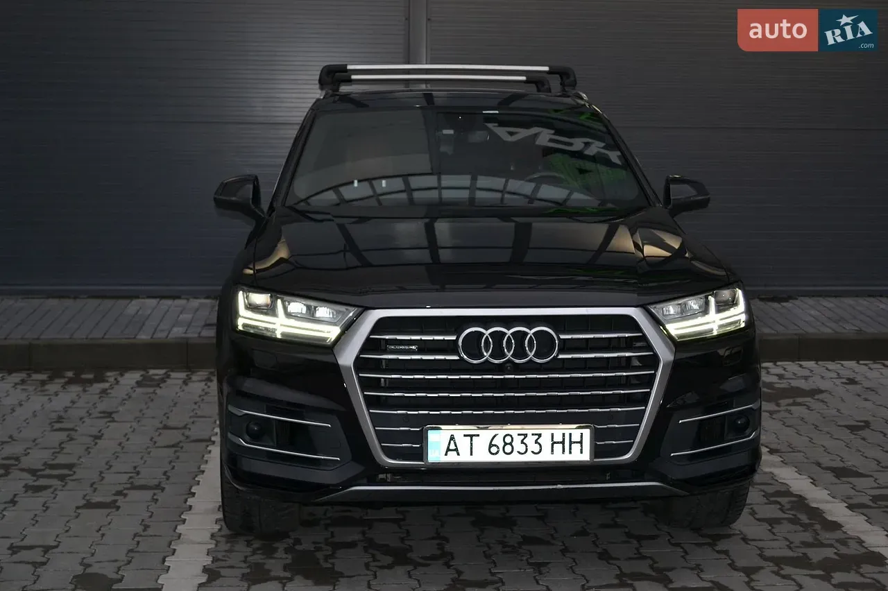 Audi Q7 2018 photo 2