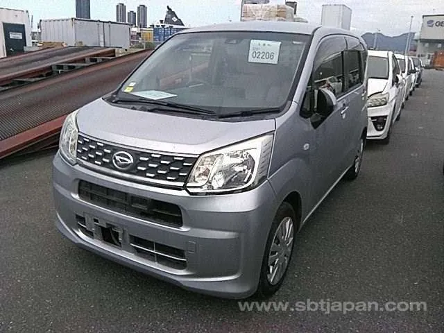 Daihatsu Move 2017 photo 2