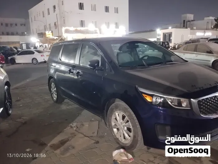 Kia Sedona 2018 photo 2
