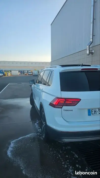 Volkswagen Tiguan 2016 photo 2