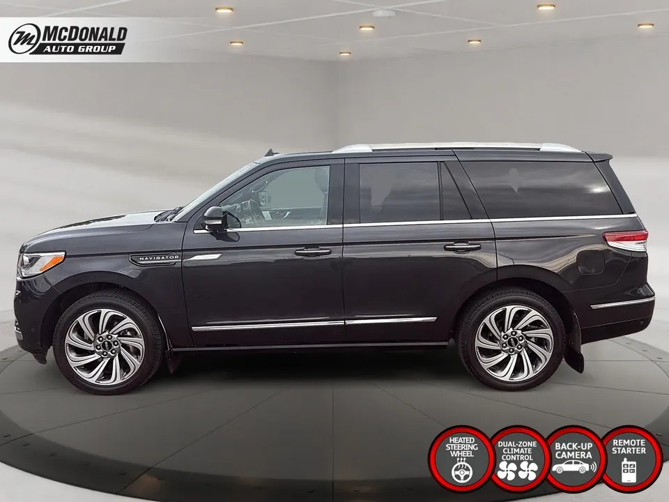 Lincoln Navigator 2023 photo 2