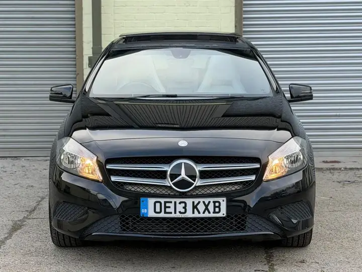 Mercedes-Benz A-Class 2013 photo 3