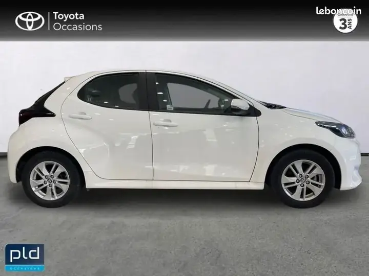 Toyota Yaris 2024 photo 4