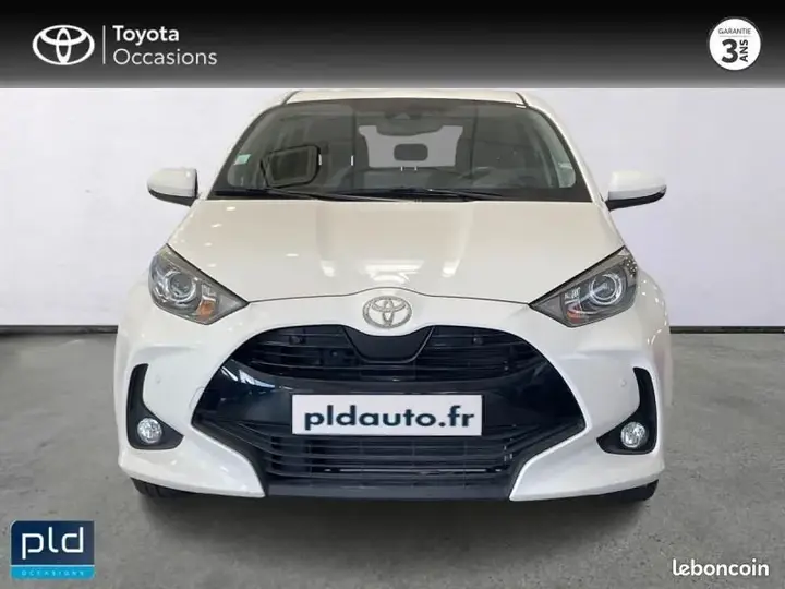 Toyota Yaris 2024 photo 3