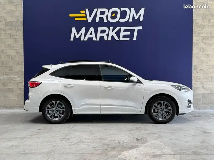 Ford Kuga 2021 photo 2