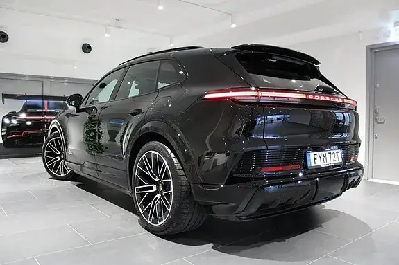 Porsche Cayenne 2026 photo 2
