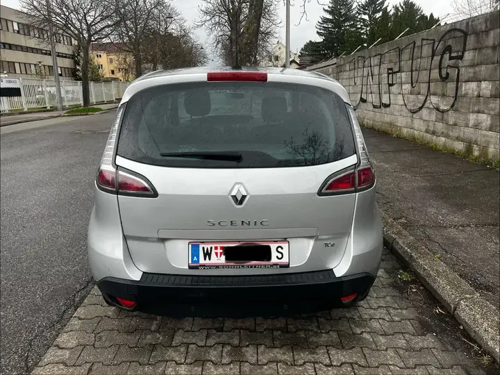 Renault Scénic 2016 photo 3