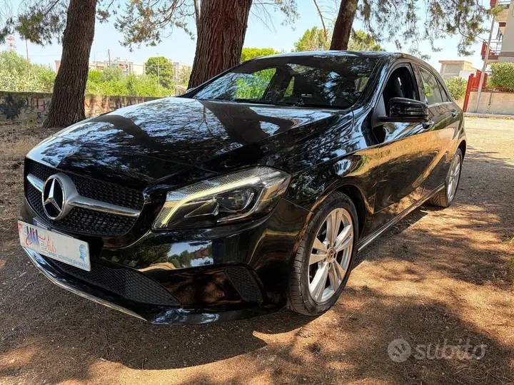 Mercedes-Benz A 180 2018 photo 4