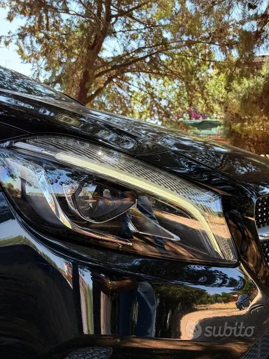 Mercedes-Benz A 180 2018 photo 2