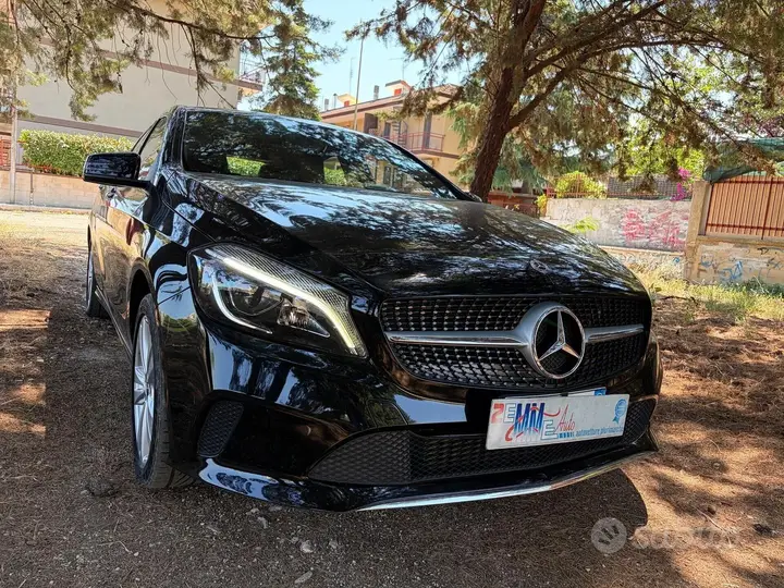 Mercedes-Benz A 180