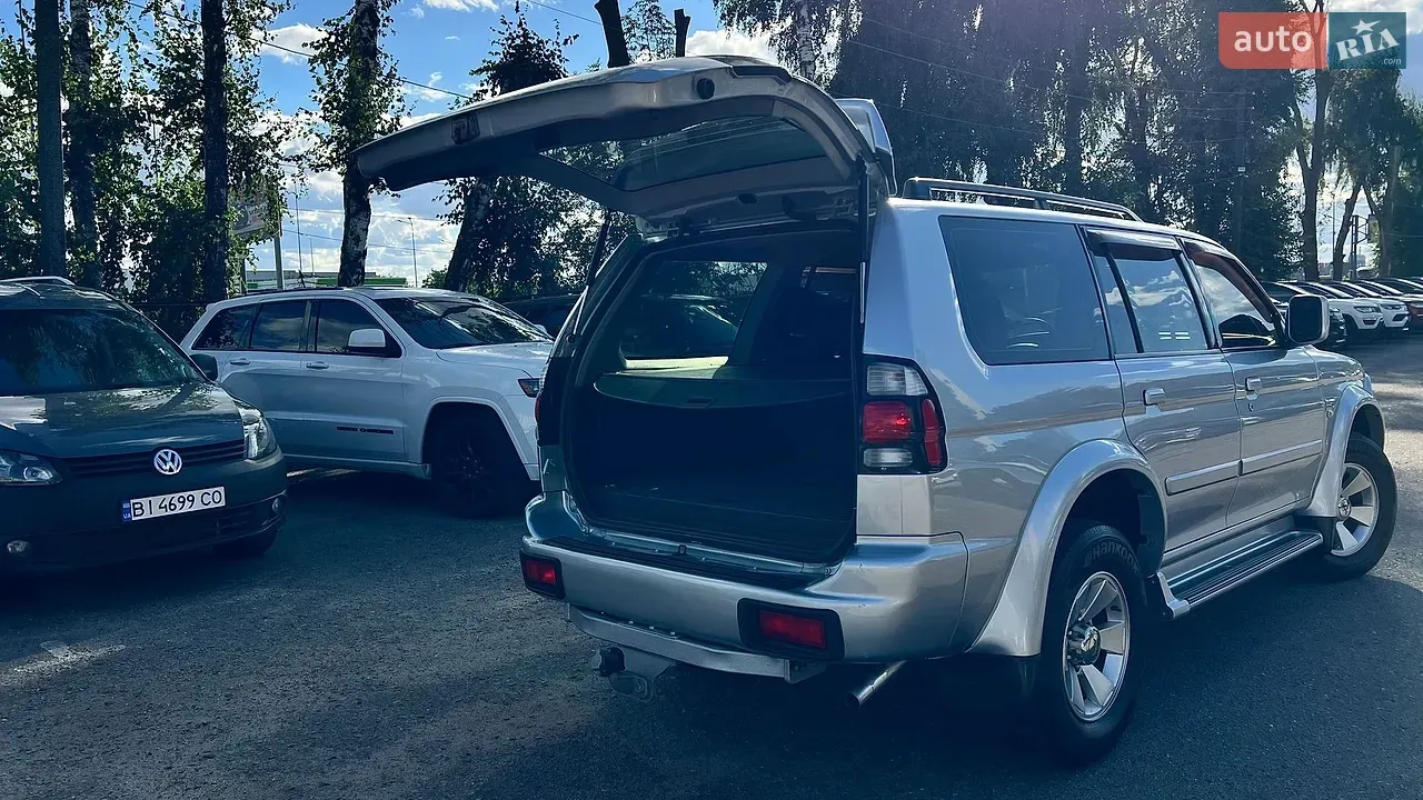 Mitsubishi Pajero Sport 2008 photo 2