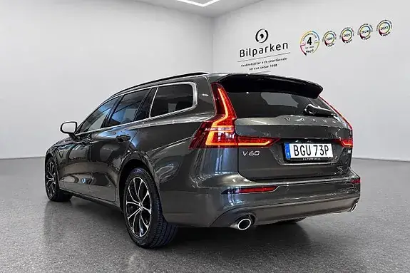 Volvo V60 2022 photo 3