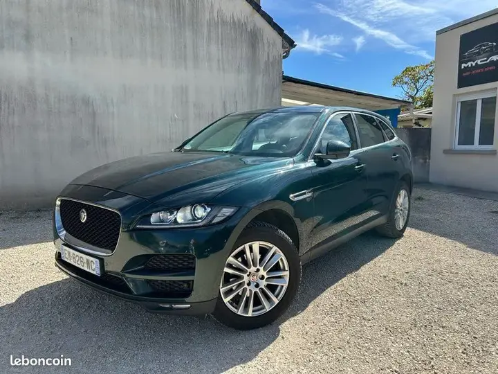 Jaguar F-Pace 2018 photo 2