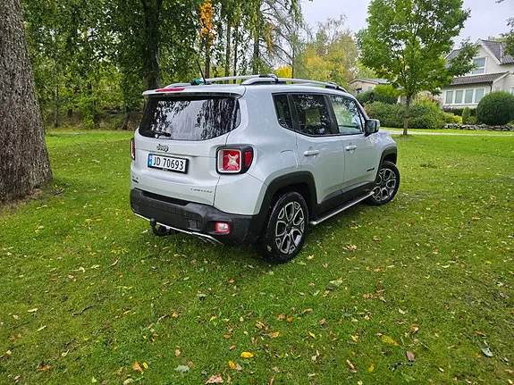 Jeep Renegade 2015 photo 5