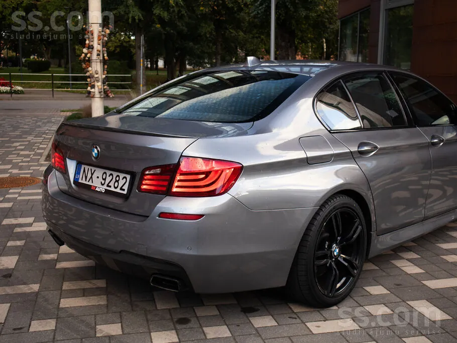 BMW F10 M550D 2013 photo 5