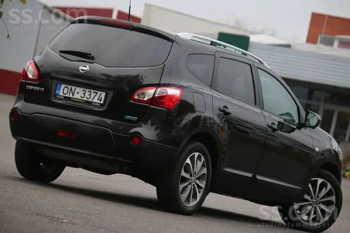 Nissan Qashqai 2013 photo 2