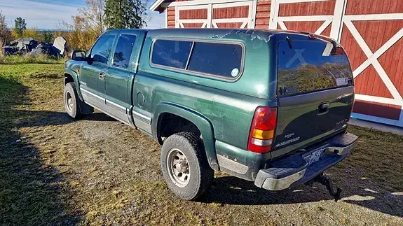 Chevrolet Silverado 2500 2001 photo 2