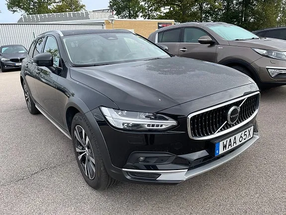 Volvo V90 Cross Country 2023 photo 2