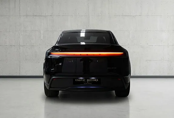 Tesla Model Y 2025 photo 3