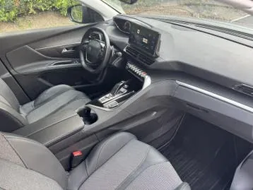 Peugeot 5008 2022 photo 2