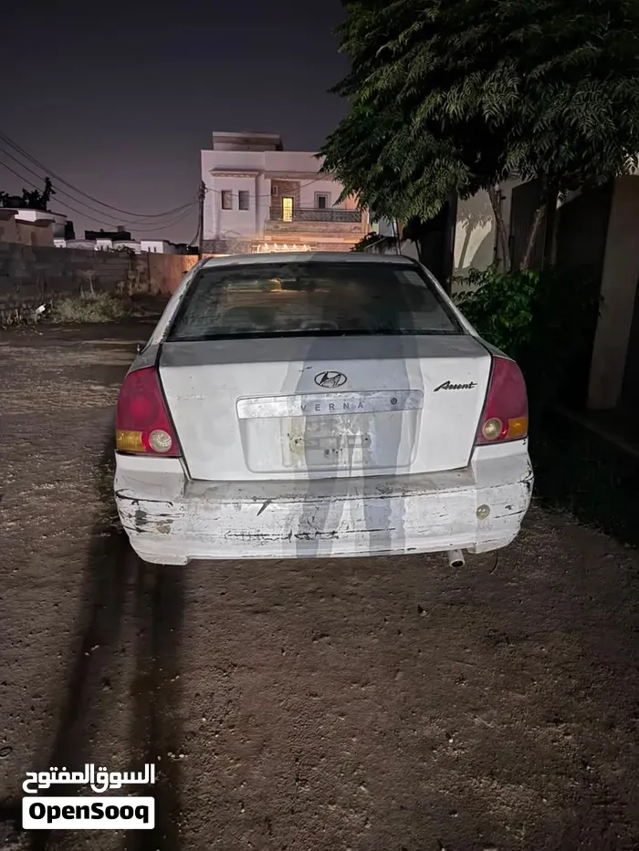 Hyundai Verna 2002 photo 2